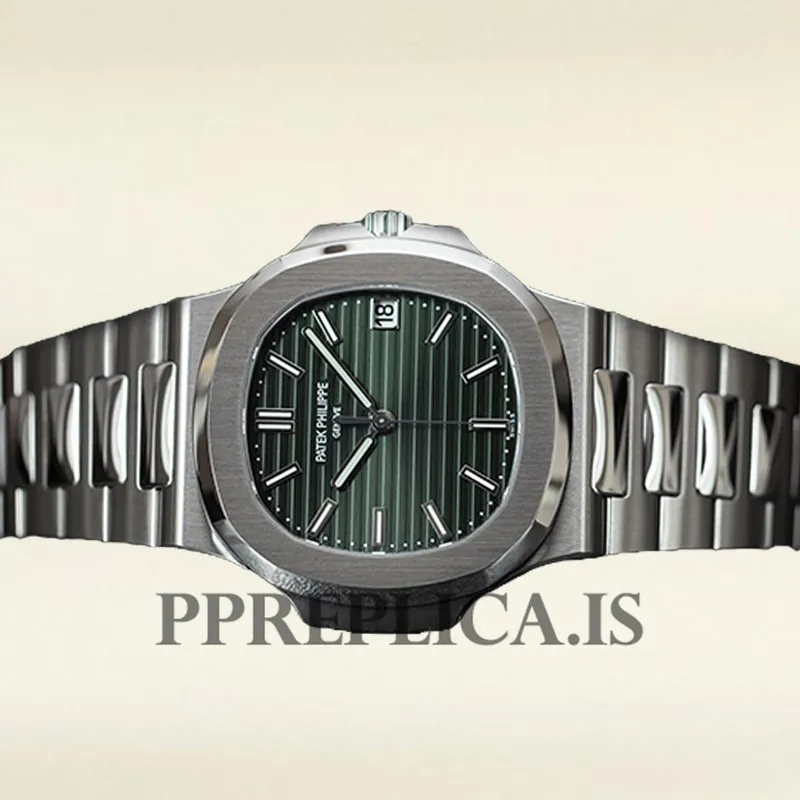 Replica Patek Philippe Nautilus 5711/1A-014 Men's 40mm Silver-tone Bracelet - Image 3